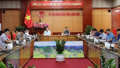 Đảng bộ Văn phòng UBND tỉnh dự  Hội nghị trực tuyến toàn quốc quán triệt và triển khai thực hiện Nghị quyết số 66-NQ/TW và Nghị quyết số 68-NQ/TW của Bộ Chính trị