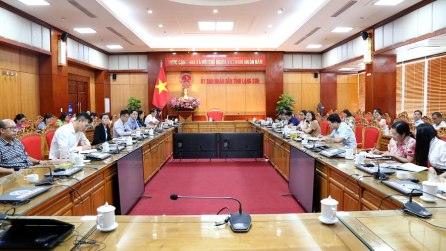 Đảng ủy Văn phòng UBND tỉnh tham gia Hội nghị nghiên cứu, quán triệt và triển khai thực hiện Nghị quyết Hội nghị lần thứ tư Ban Chấp hành Trung ương Đảng khóa XIV