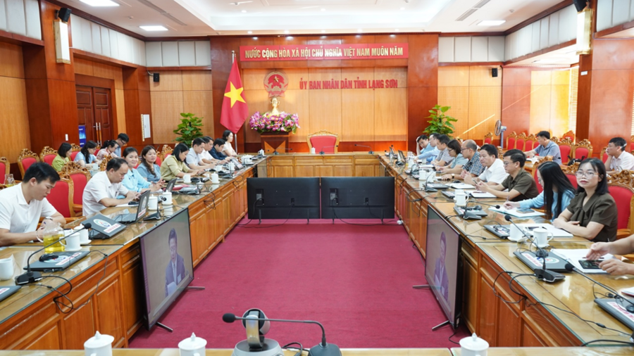 Đảng ủy Văn phòng UBND tỉnh tham gia nghiên cứu, học tập, quán triệt và triển khai thực hiện Nghị quyết Hội nghị lần thứ tư Ban Chấp hành Trung ương Đảng khóa XIV